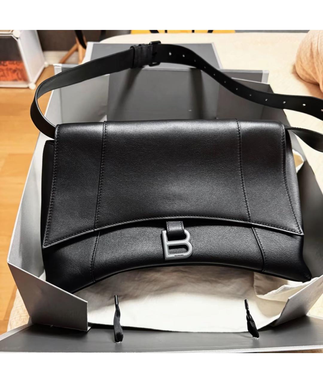 BALENCIAGA Черная кожаная сумка через плечо, фото 2