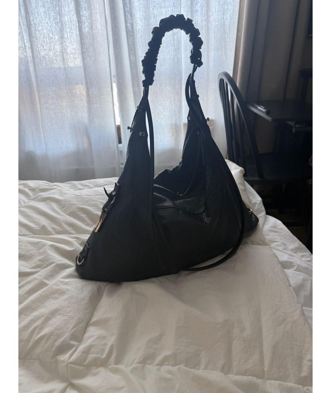 ALEXANDER MCQUEEN Черная кожаная сумка тоут, фото 9