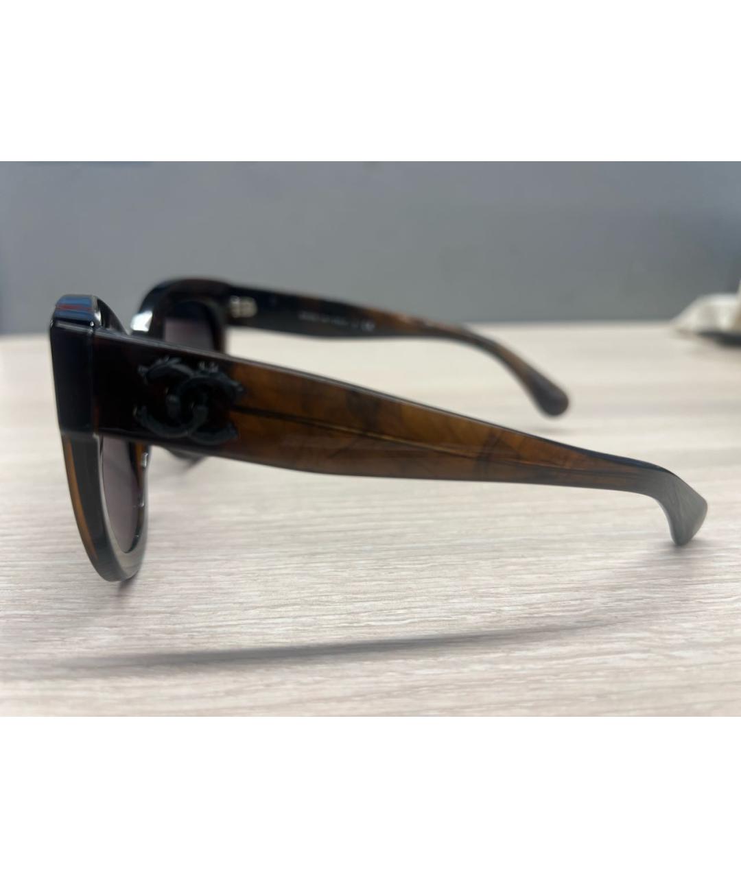 CHANEL Коричневые пластиковые солнцезащитные очки, фото 2