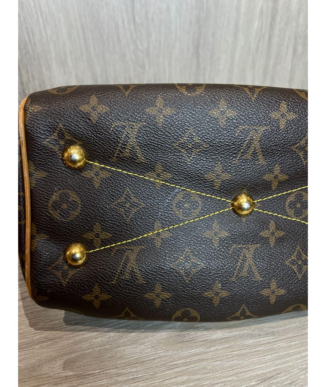 LOUIS VUITTON Коричневая кожаная сумка с короткими ручками, фото 4
