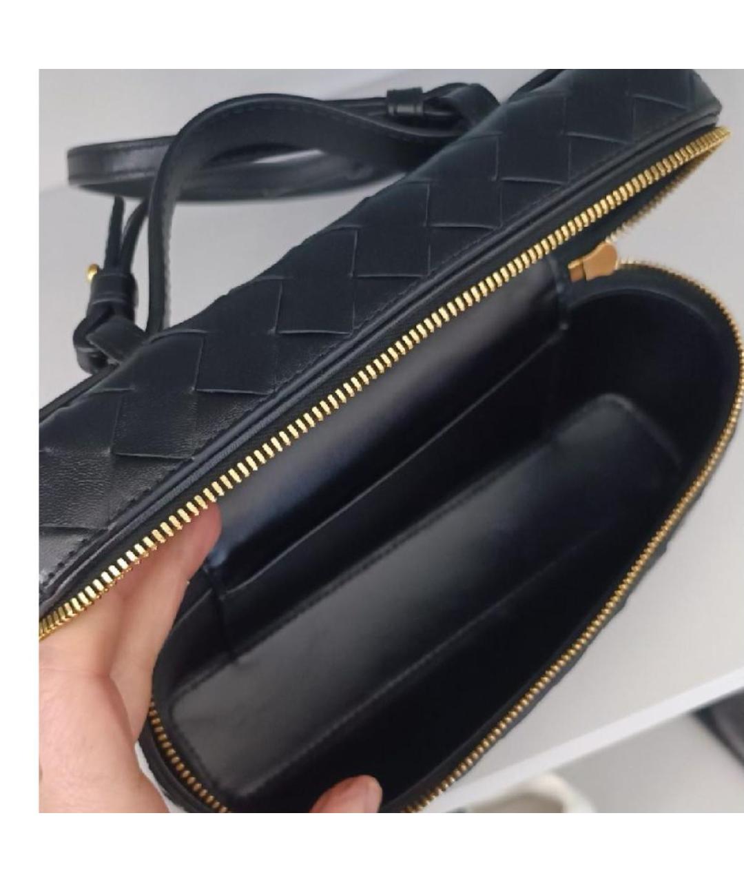 BOTTEGA VENETA Черная кожаная сумка через плечо, фото 5