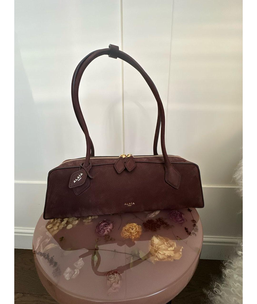 ALAIA Коричневая кожаная сумка с короткими ручками, фото 5