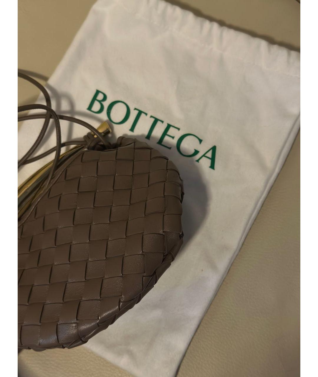 BOTTEGA VENETA Коричневая кожаная сумка с короткими ручками, фото 3