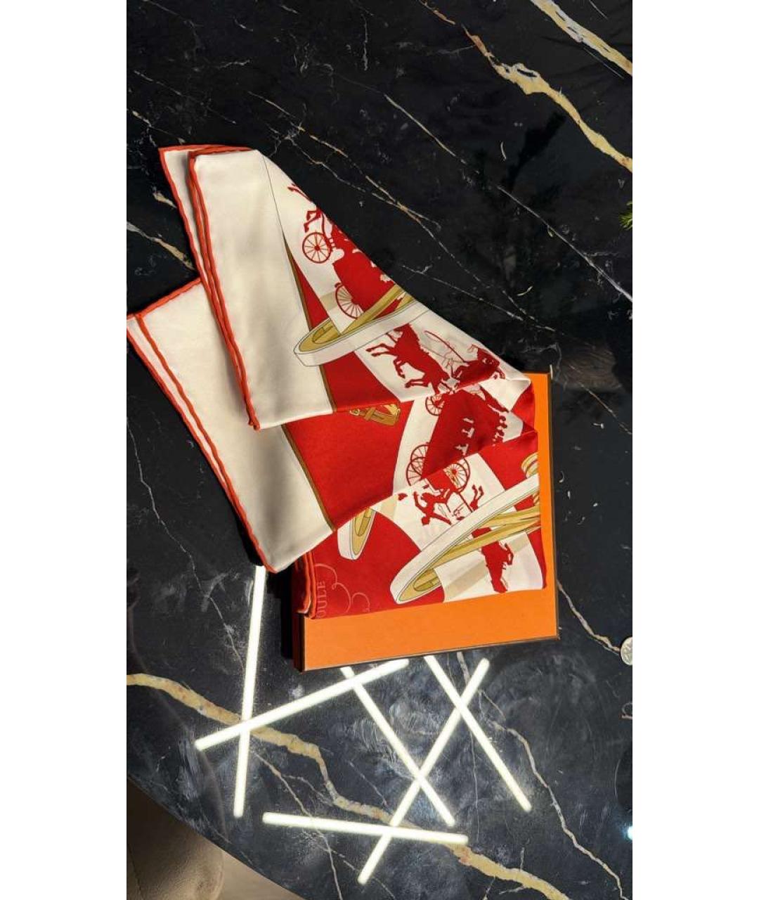 HERMES Красный шелковый платок, фото 3