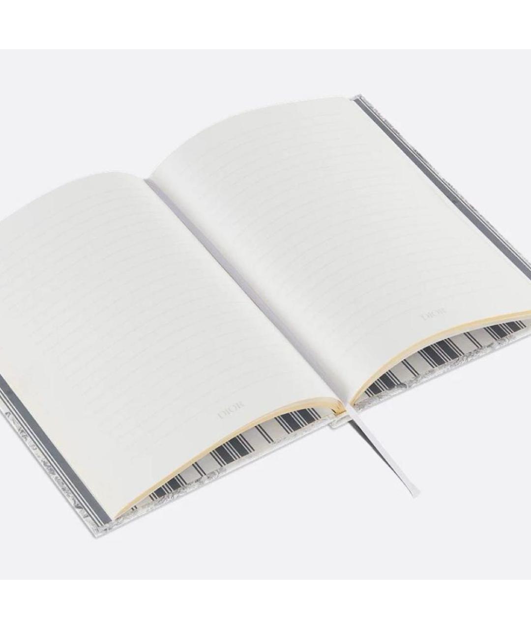 CHRISTIAN DIOR Книга, фото 2