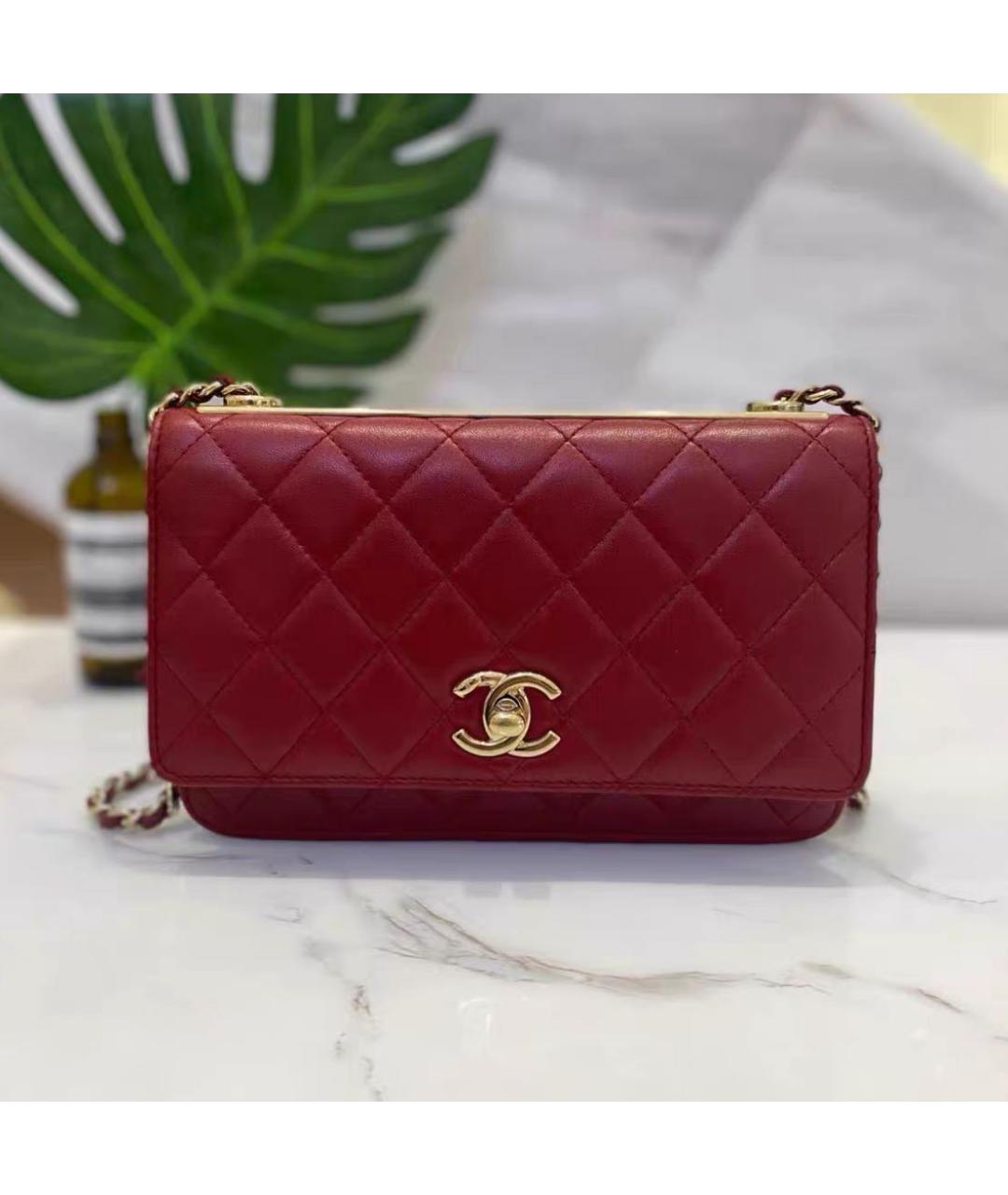 CHANEL Красная кожаная сумка через плечо, фото 4