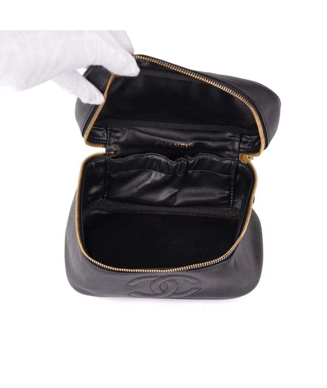 CHANEL Черная кожаная сумка с короткими ручками, фото 8
