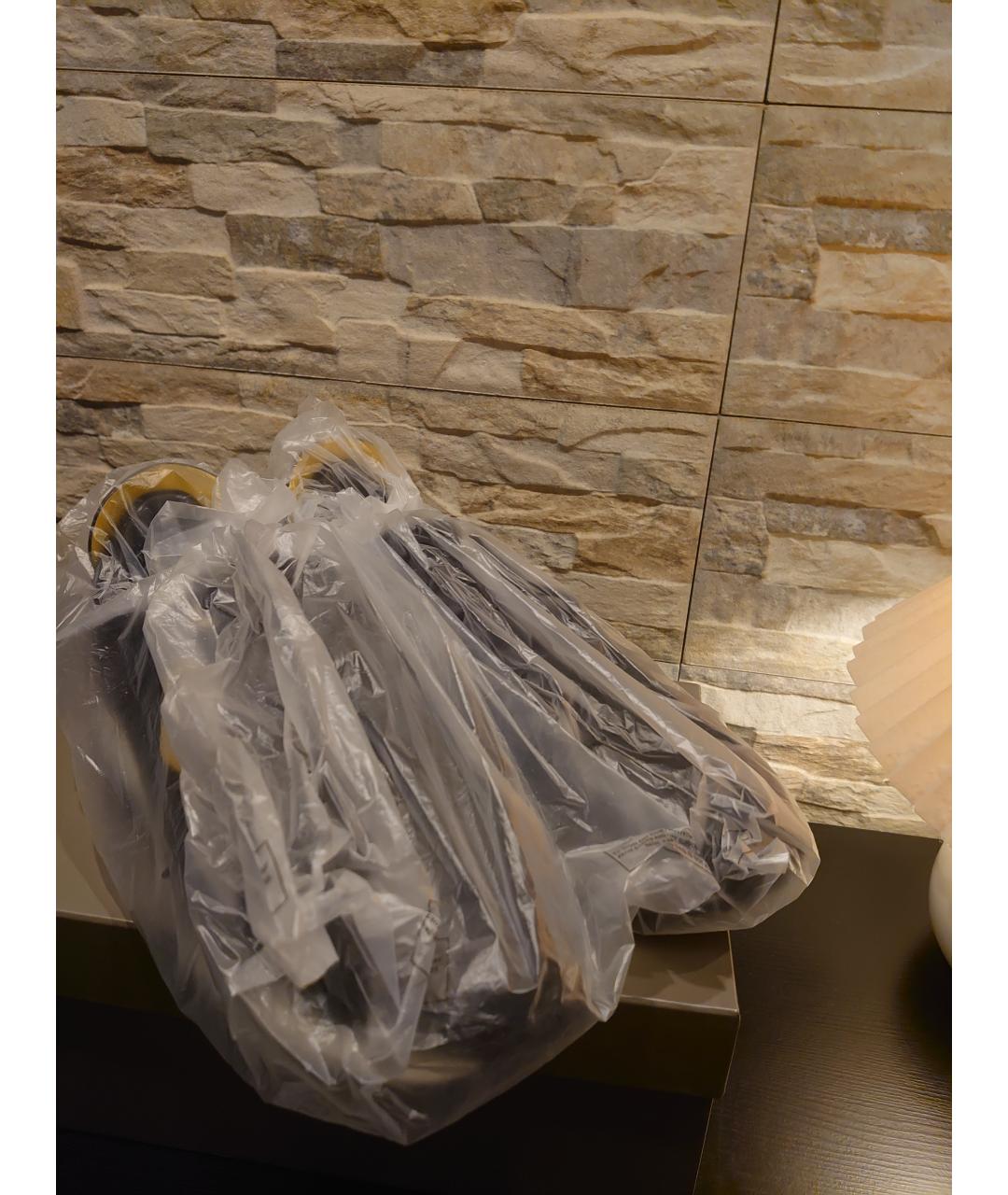 FENDI Черные кожаные низкие кроссовки / кеды, фото 4