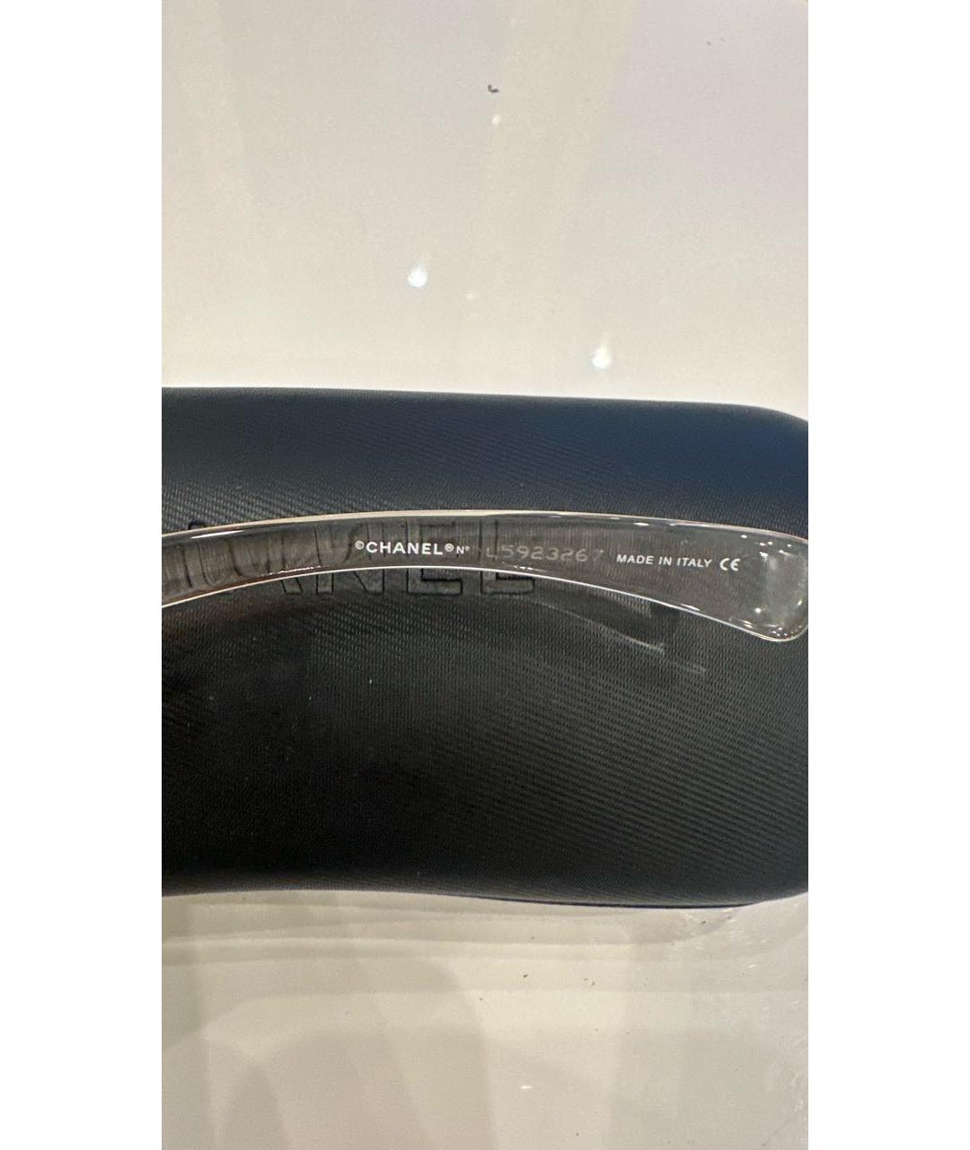 CHANEL Серые пластиковые солнцезащитные очки, фото 3