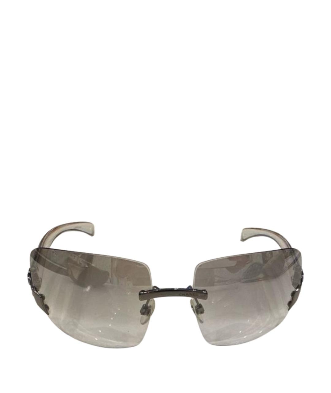 CHANEL Серые пластиковые солнцезащитные очки, фото 1