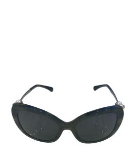 CHANEL Солнцезащитные очки