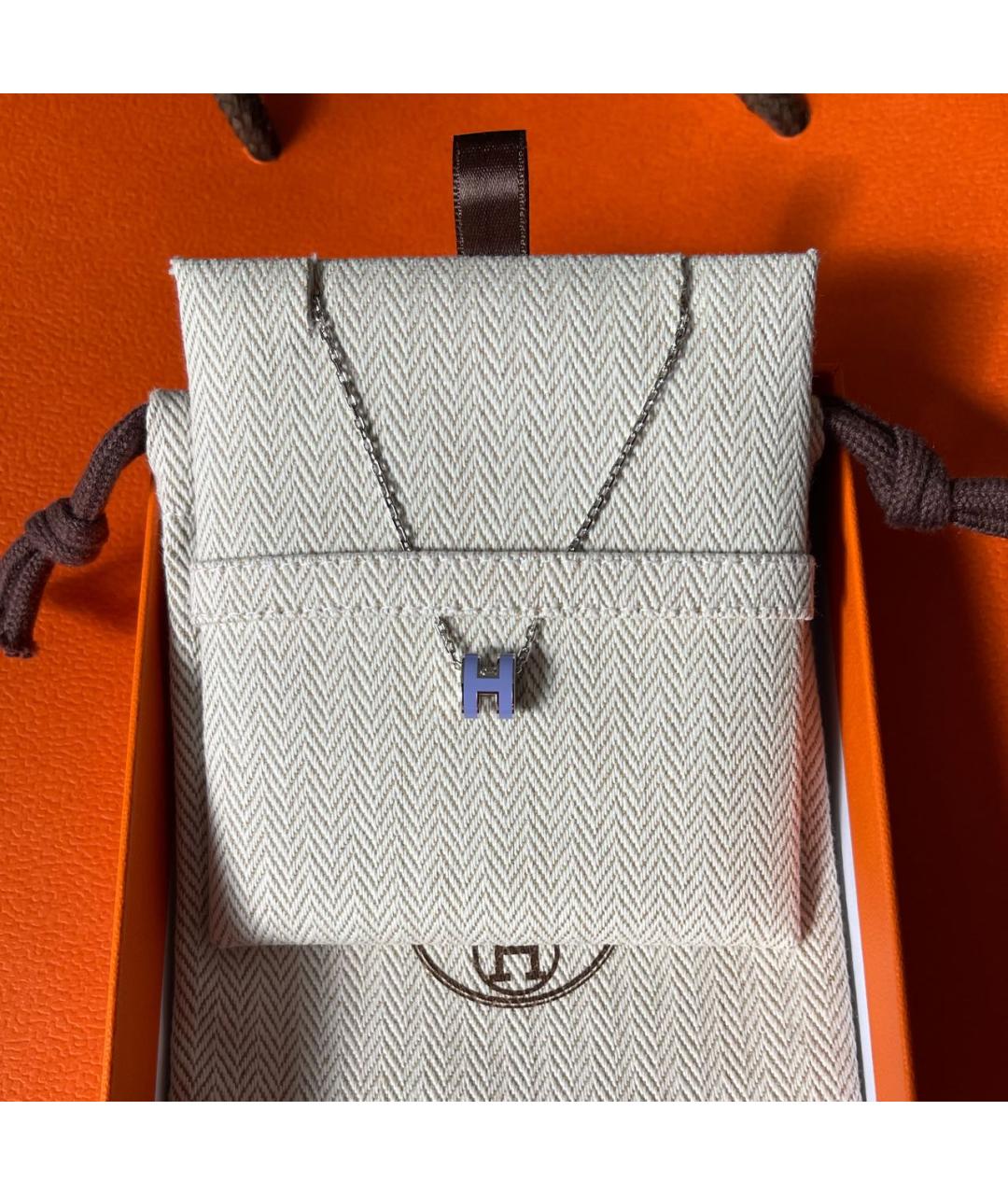 HERMES Фиолетовая металлическая подвеска, фото 3