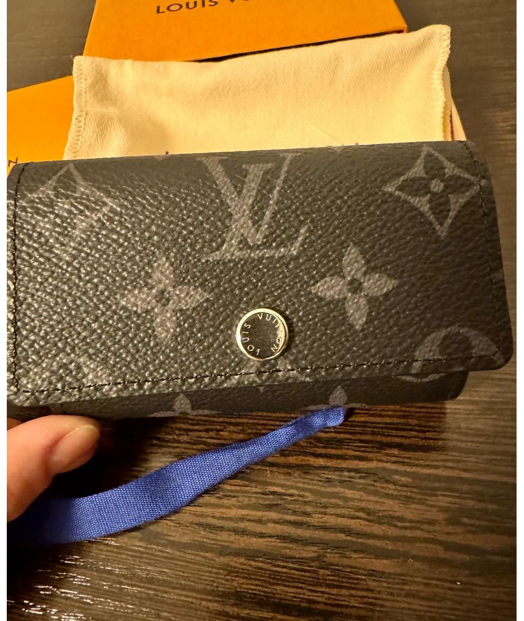 LOUIS VUITTON Серая ключница, фото 2