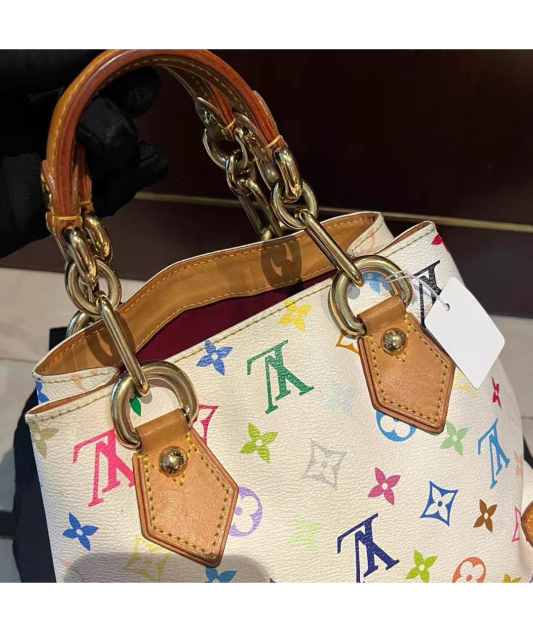 LOUIS VUITTON Белая кожаная сумка с короткими ручками, фото 2