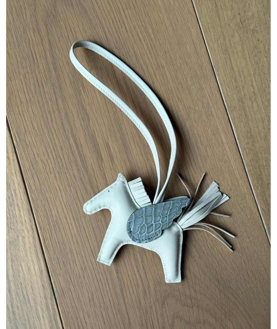 HERMES Белый брелок, фото 5