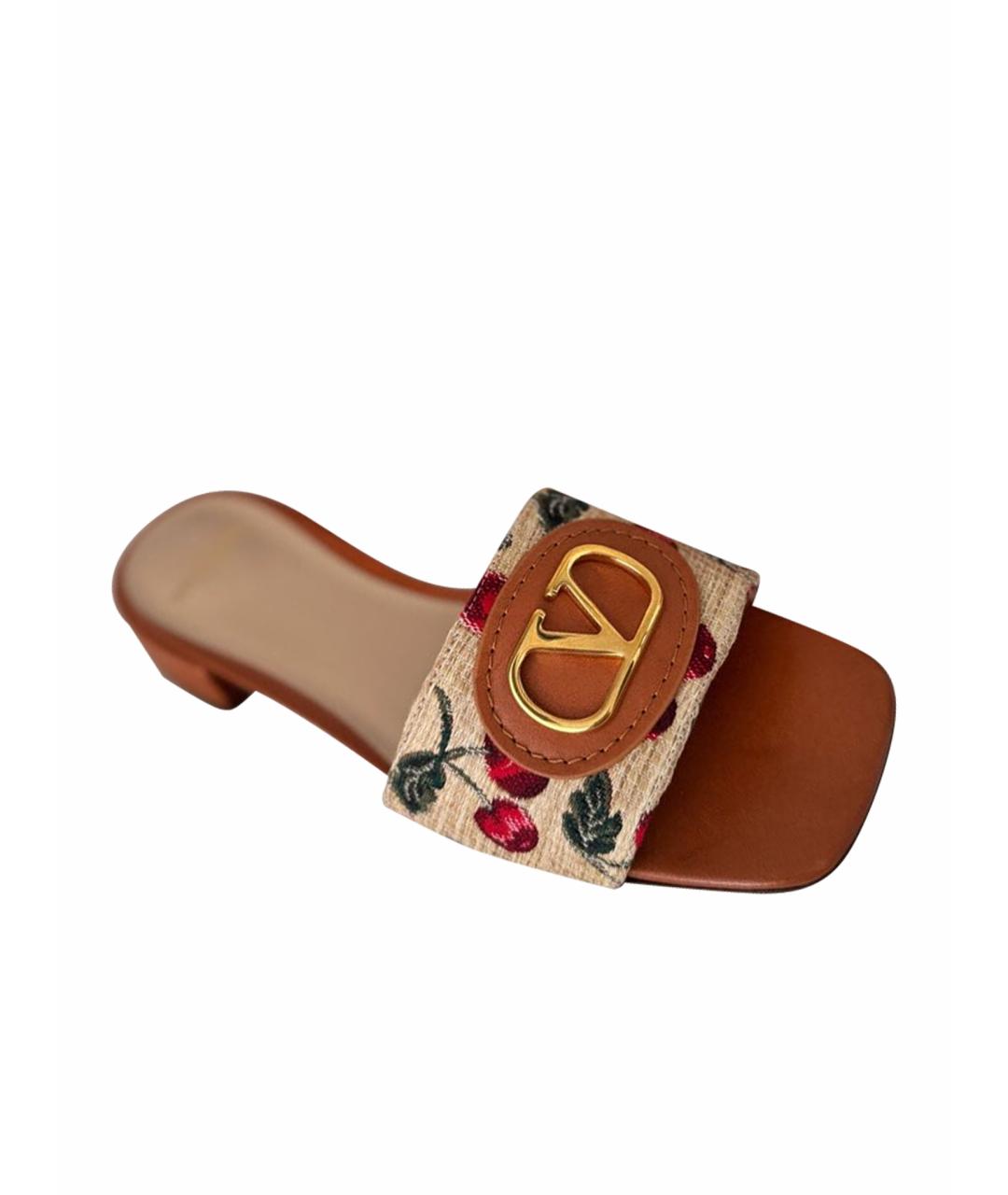 VALENTINO Бежевые текстильные шлепанцы, фото 1