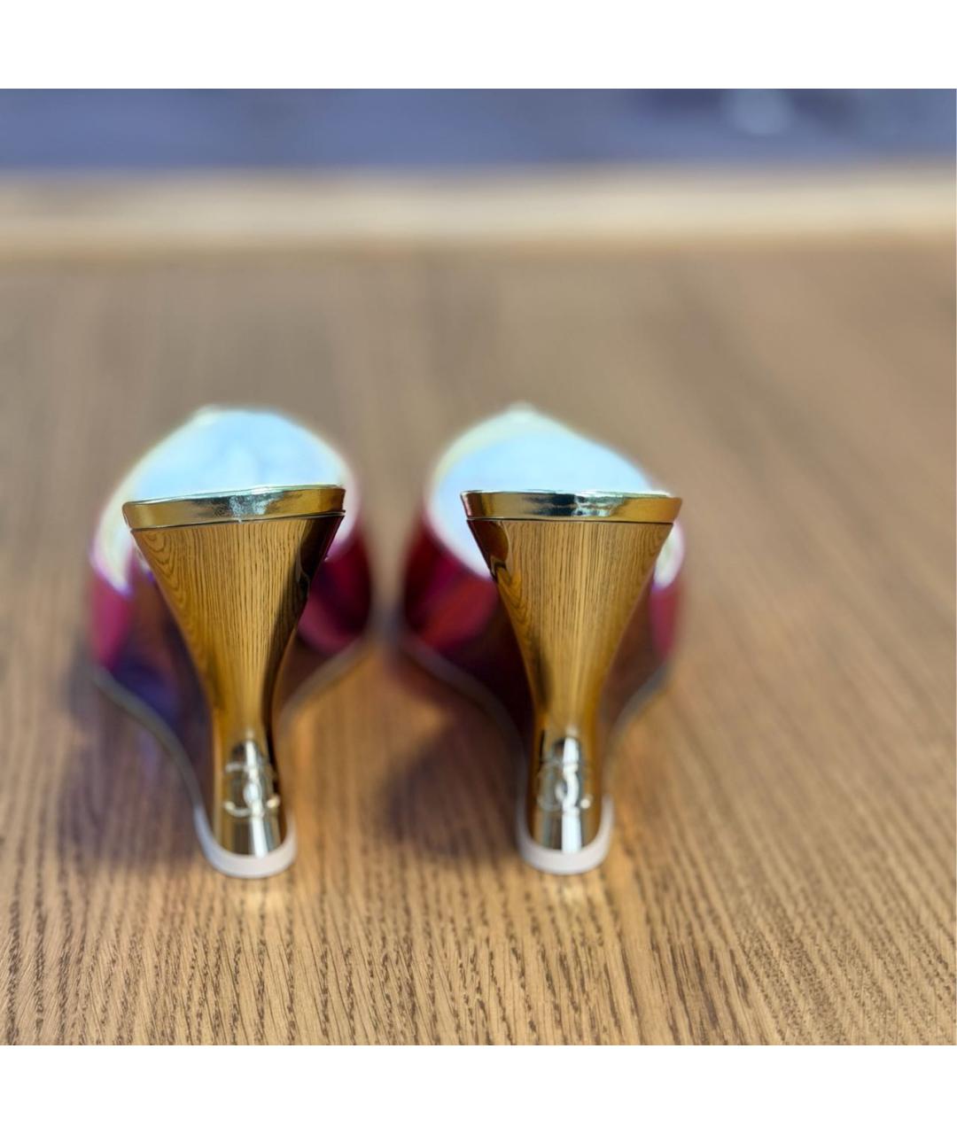 CHANEL Золотые мюли из лакированной кожи, фото 4