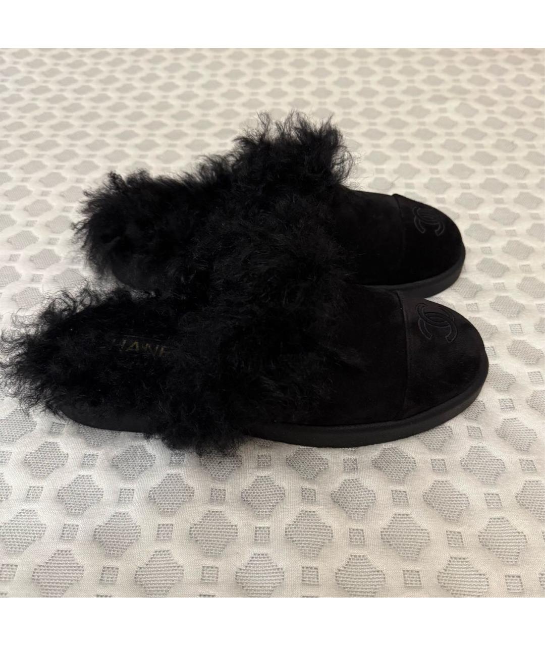 CHANEL Черные замшевые мюли, фото 4