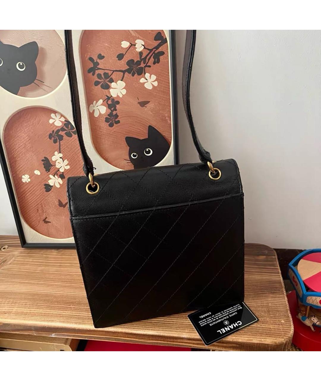 CHANEL Черная кожаная сумка с короткими ручками, фото 4