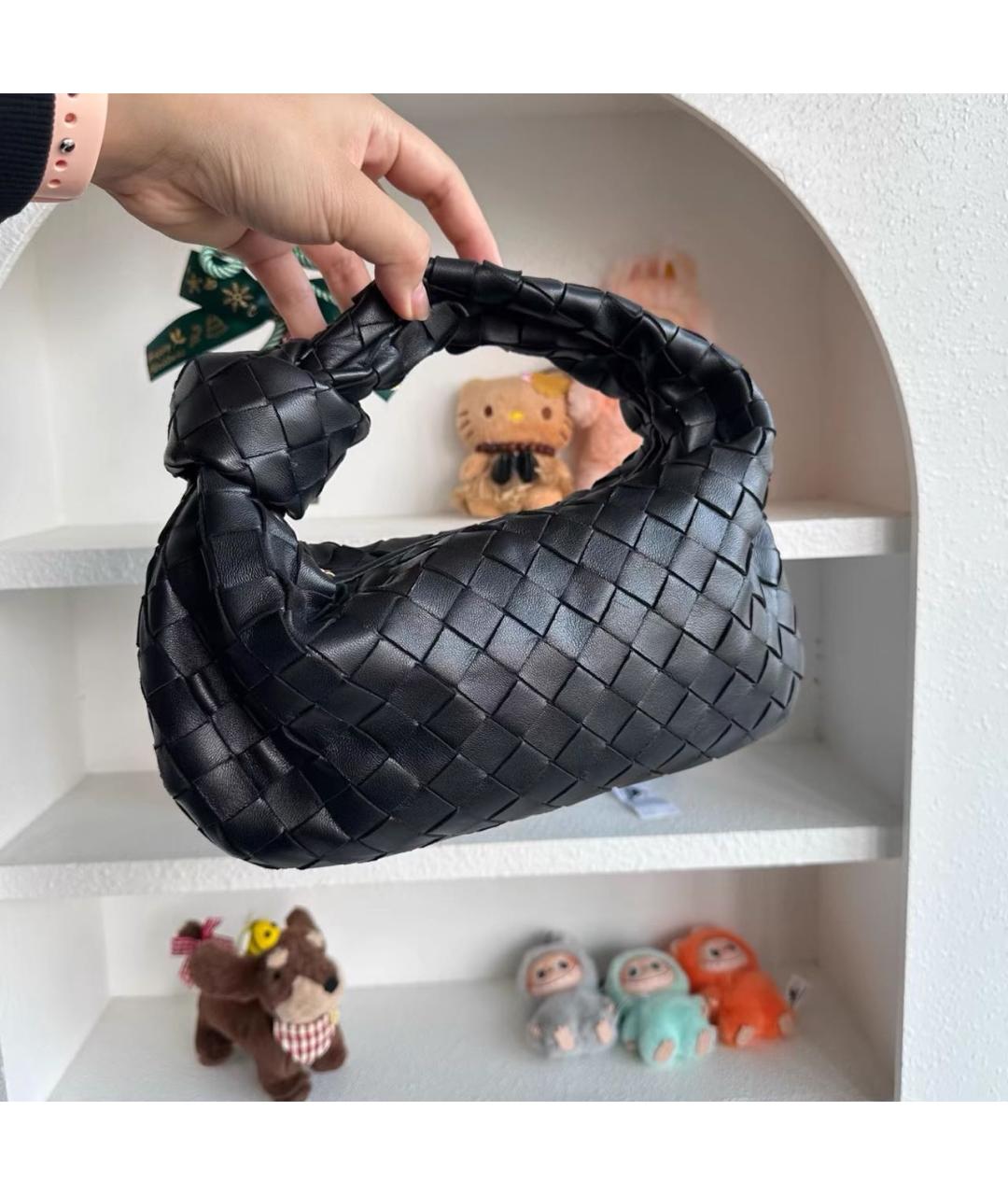 BOTTEGA VENETA Черная кожаная сумка с короткими ручками, фото 2