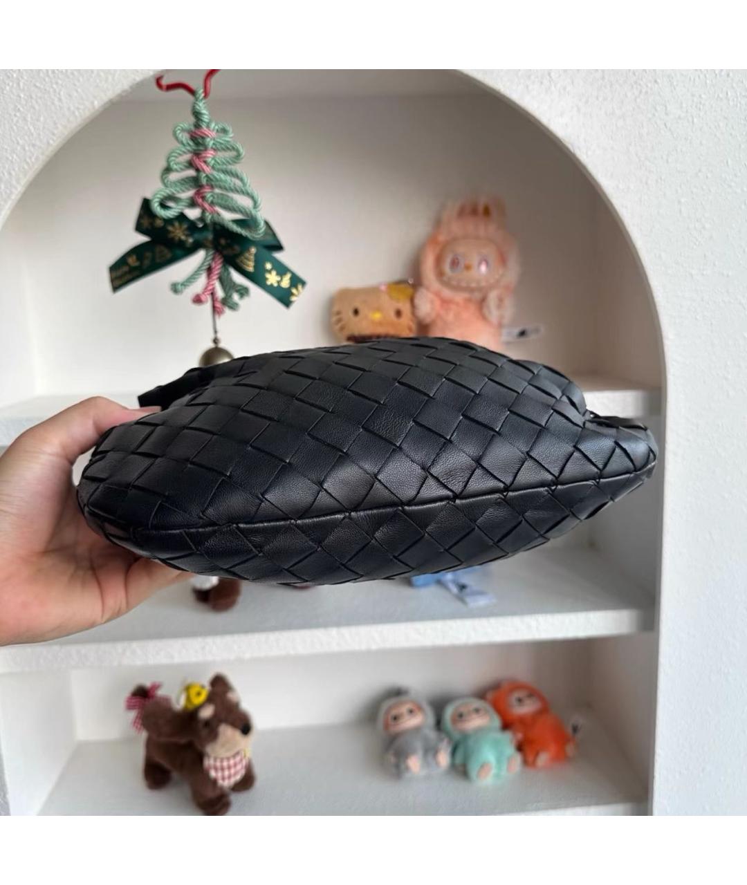 BOTTEGA VENETA Черная кожаная сумка с короткими ручками, фото 5