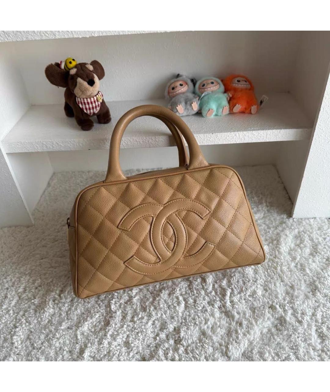 CHANEL Бежевая кожаная сумка с короткими ручками, фото 2