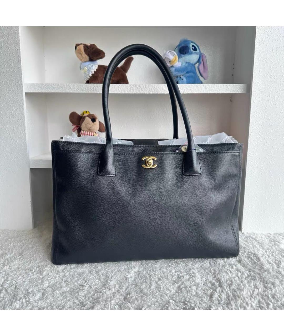 CHANEL Черная кожаная сумка тоут, фото 7