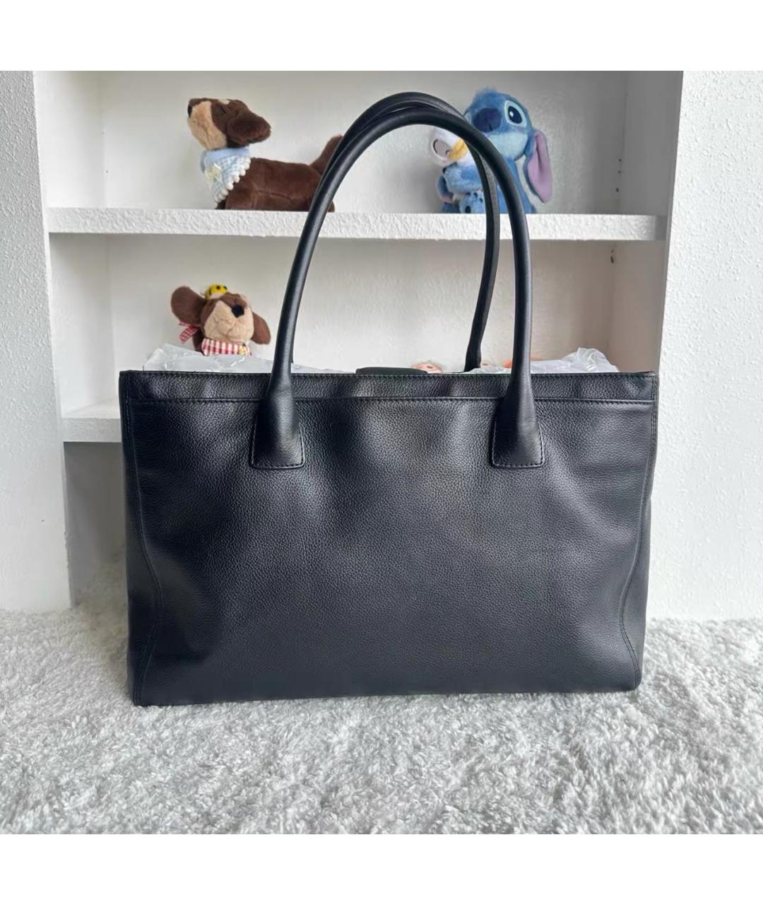 CHANEL Черная кожаная сумка тоут, фото 2