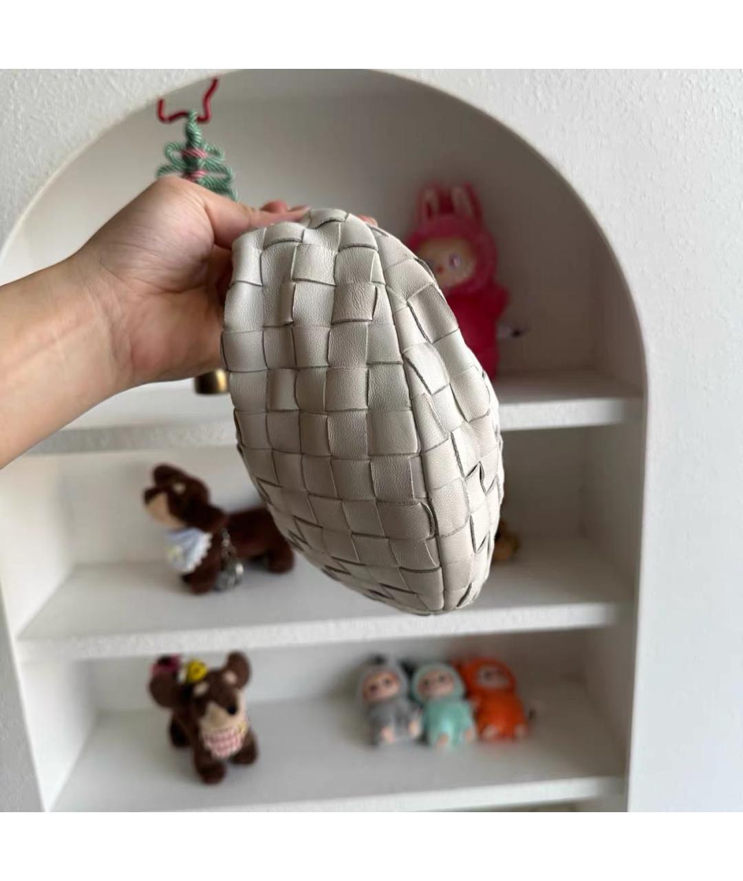 BOTTEGA VENETA Белая кожаная сумка с короткими ручками, фото 4