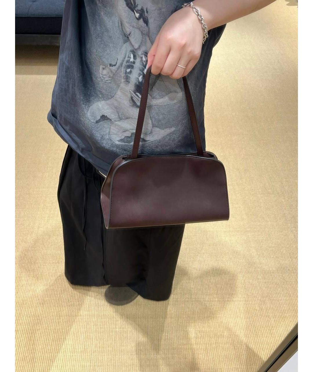 THE ROW Коричневая кожаная сумка с короткими ручками, фото 2