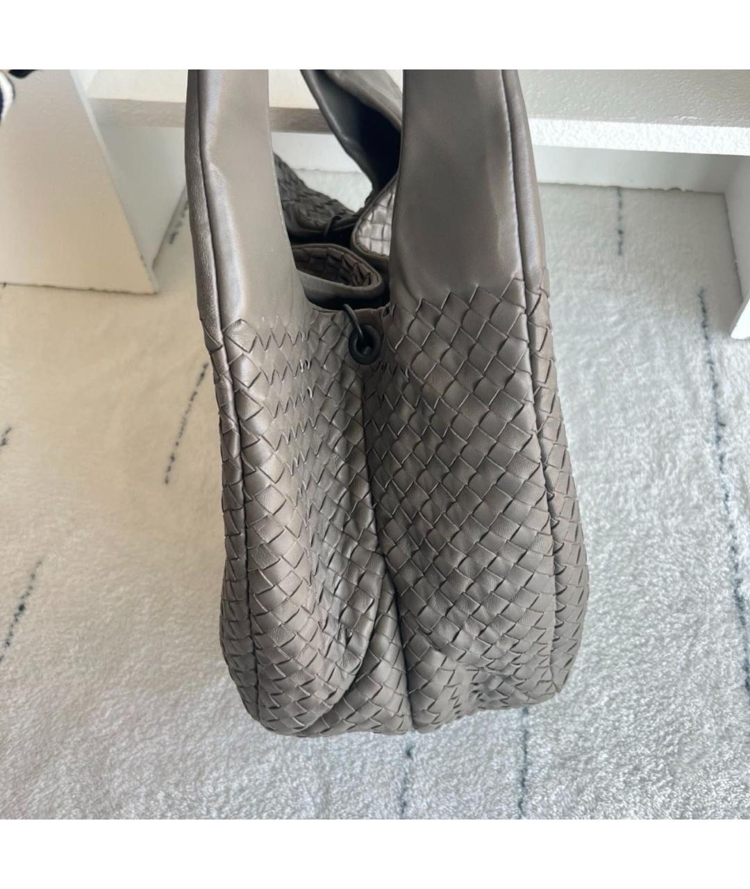 BOTTEGA VENETA Антрацитовая кожаная сумка с короткими ручками, фото 4
