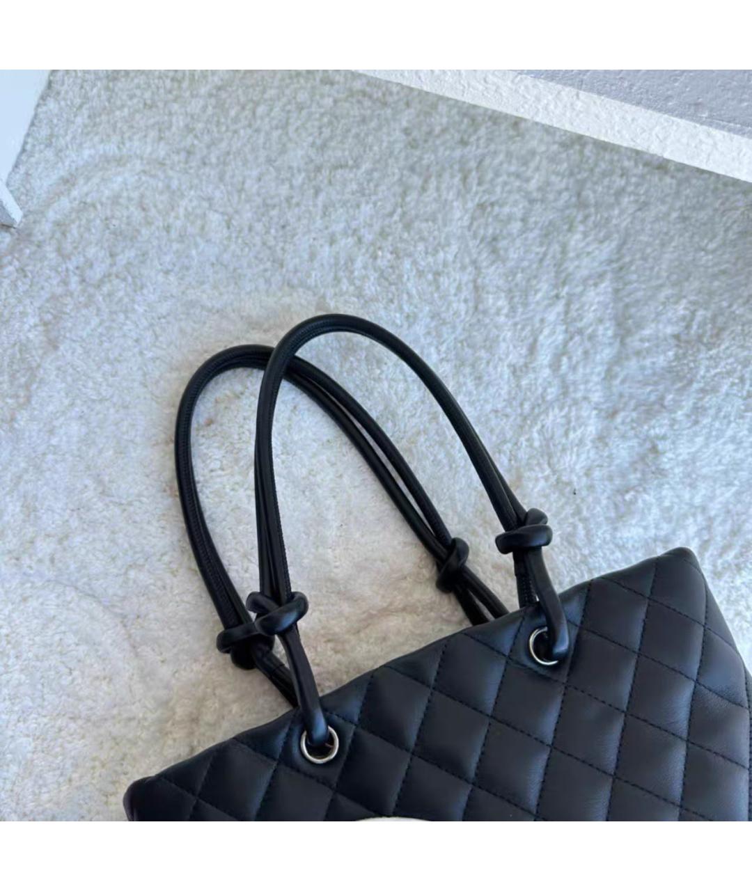 CHANEL Черная кожаная сумка с короткими ручками, фото 7