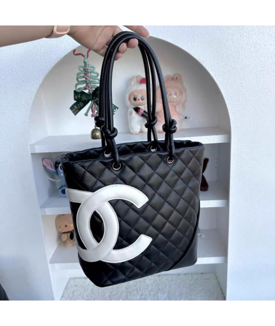 CHANEL Черная кожаная сумка с короткими ручками, фото 8