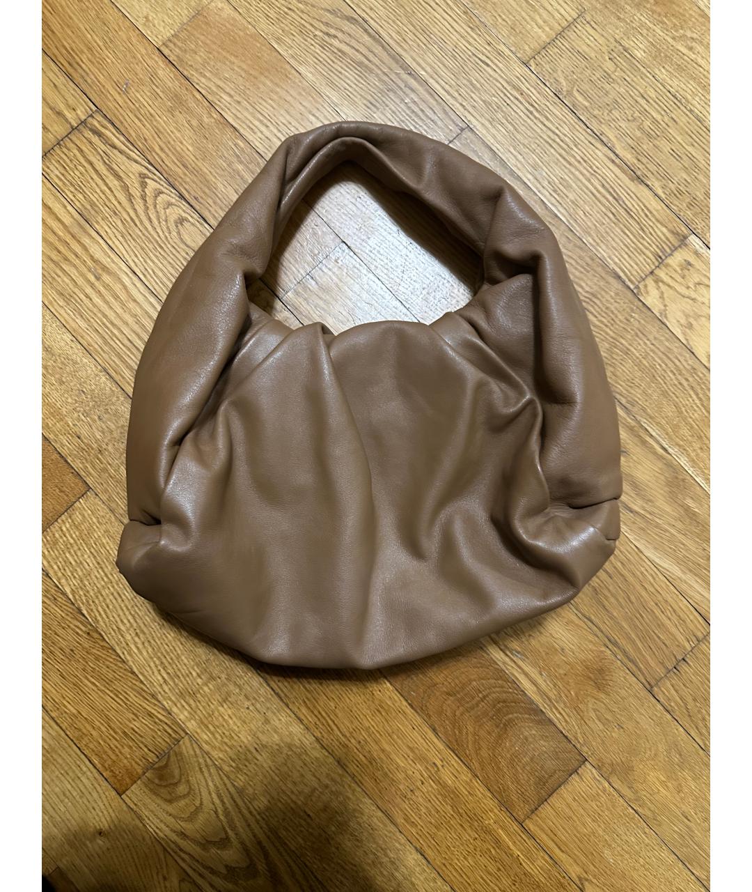 BOTTEGA VENETA Коричневая кожаная сумка с короткими ручками, фото 4