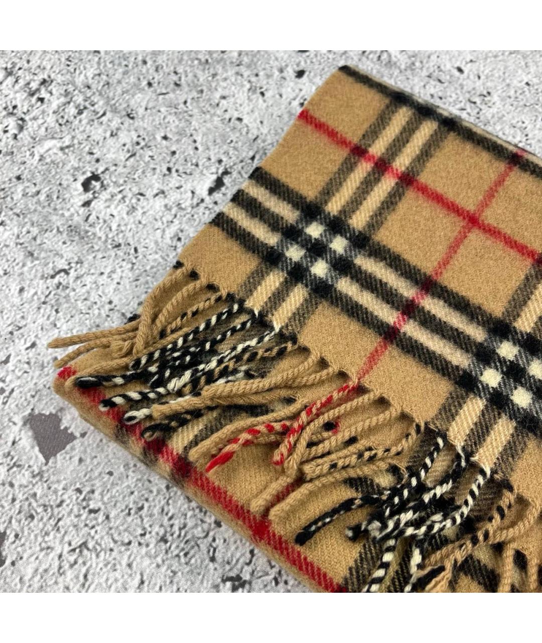 BURBERRY Бежевый шерстяной шарф, фото 3