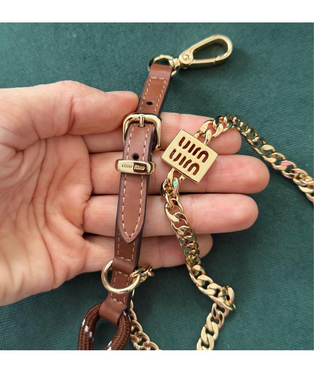 MIU MIU Коричневый брелок, фото 2