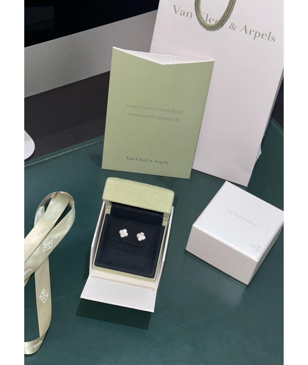 VAN CLEEF & ARPELS Белые серьги из белого золота, фото 3