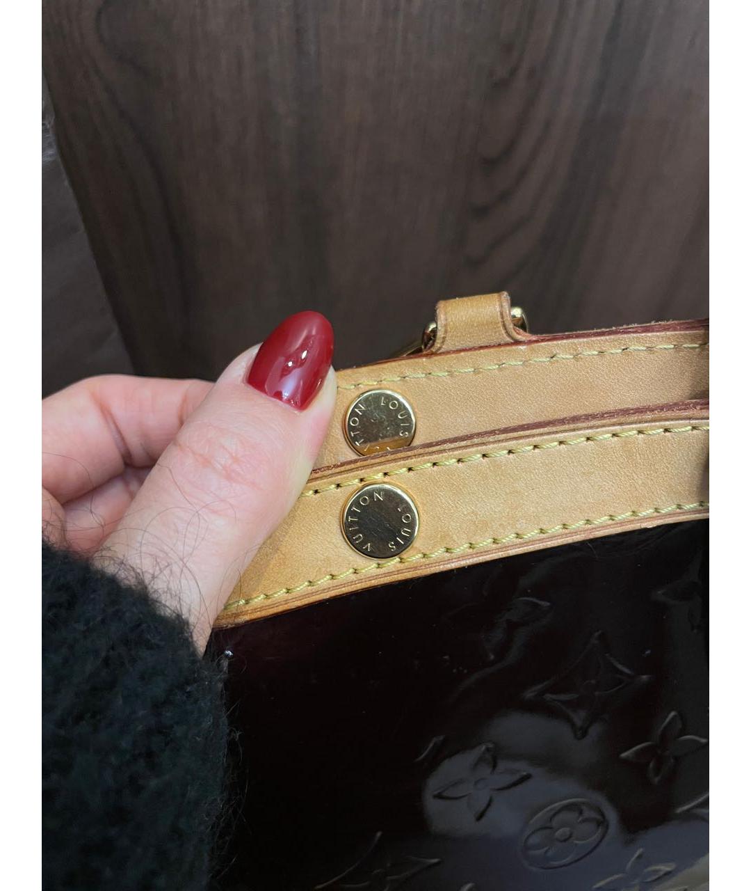 LOUIS VUITTON Бордовая кожаная сумка с короткими ручками, фото 4