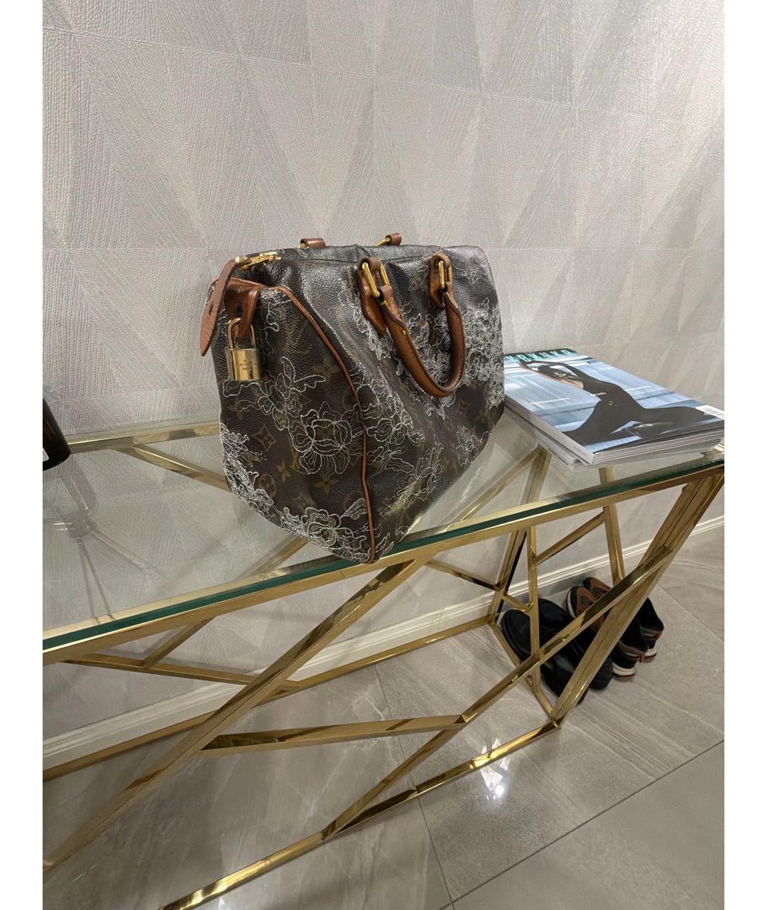 LOUIS VUITTON Кожаная сумка с короткими ручками, фото 2