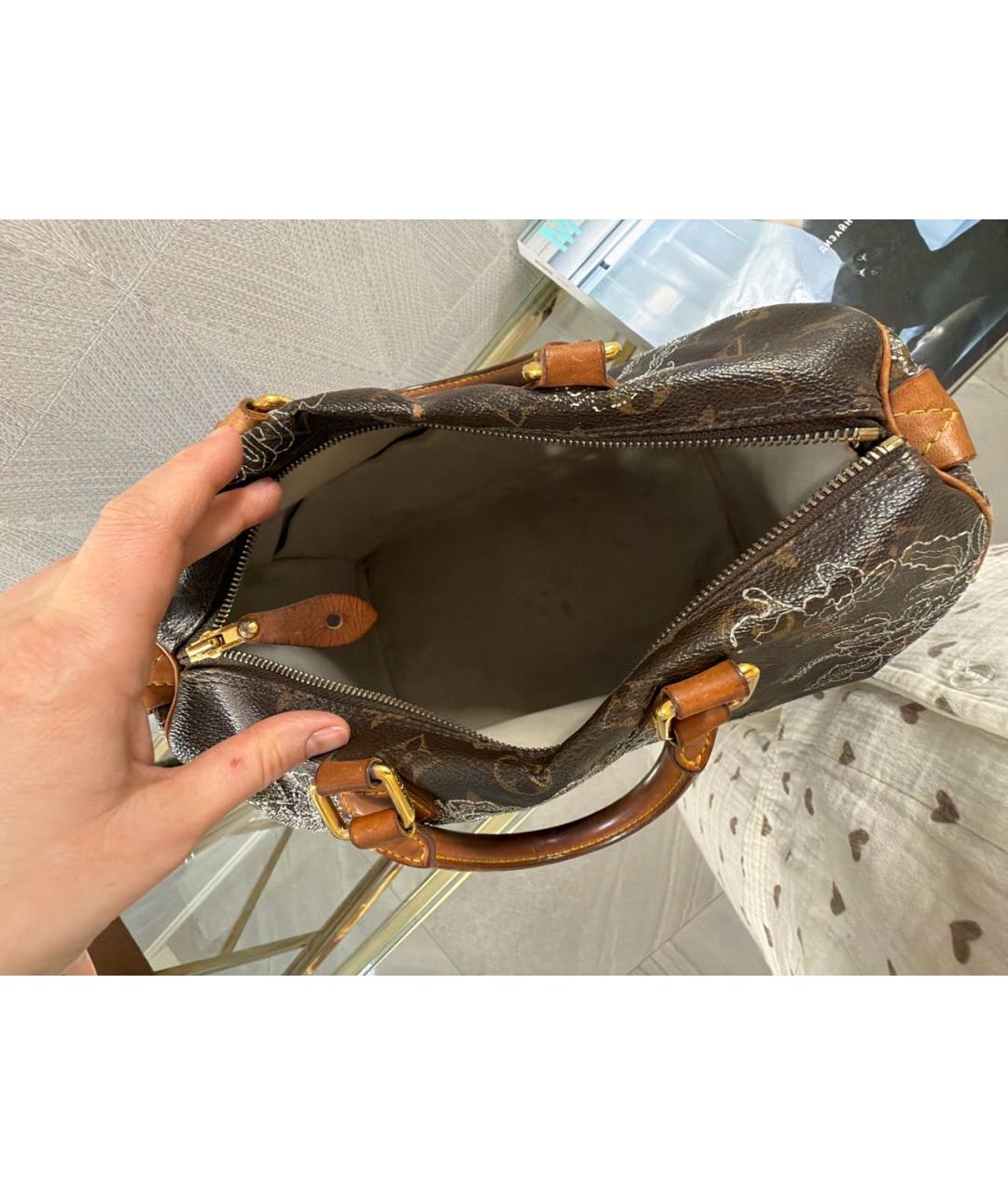 LOUIS VUITTON Кожаная сумка с короткими ручками, фото 4