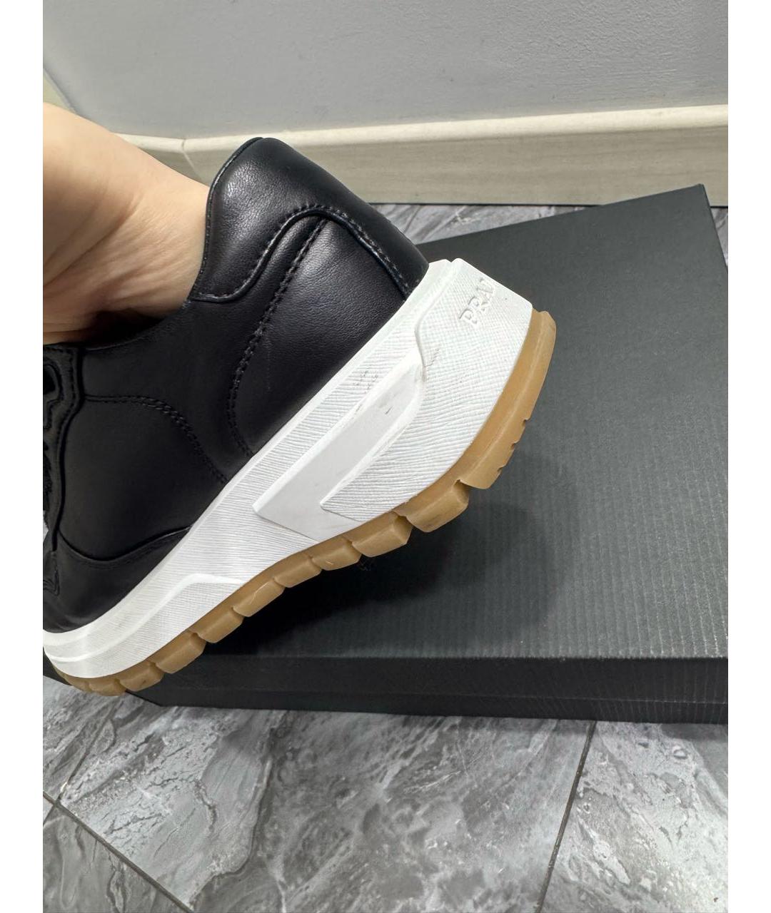 PRADA Черные кожаные кроссовки, фото 2