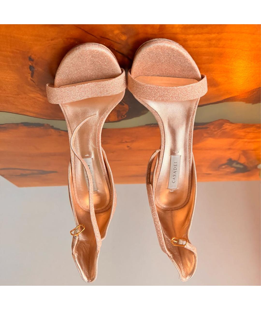 CASADEI Золотые кожаные босоножки, фото 3