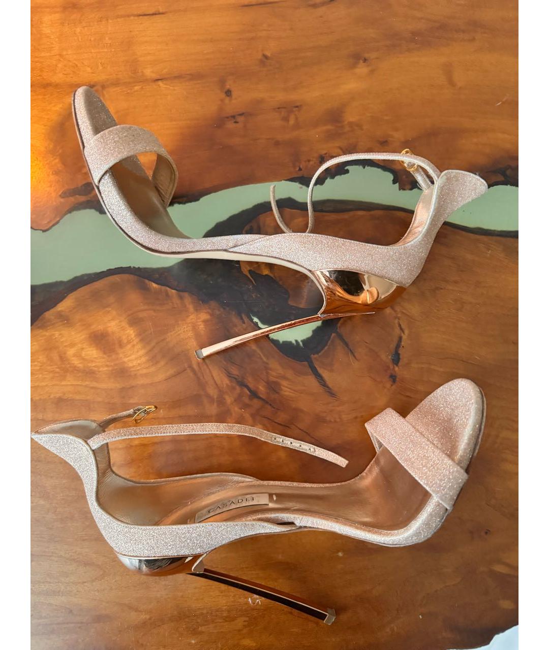CASADEI Золотые кожаные босоножки, фото 5