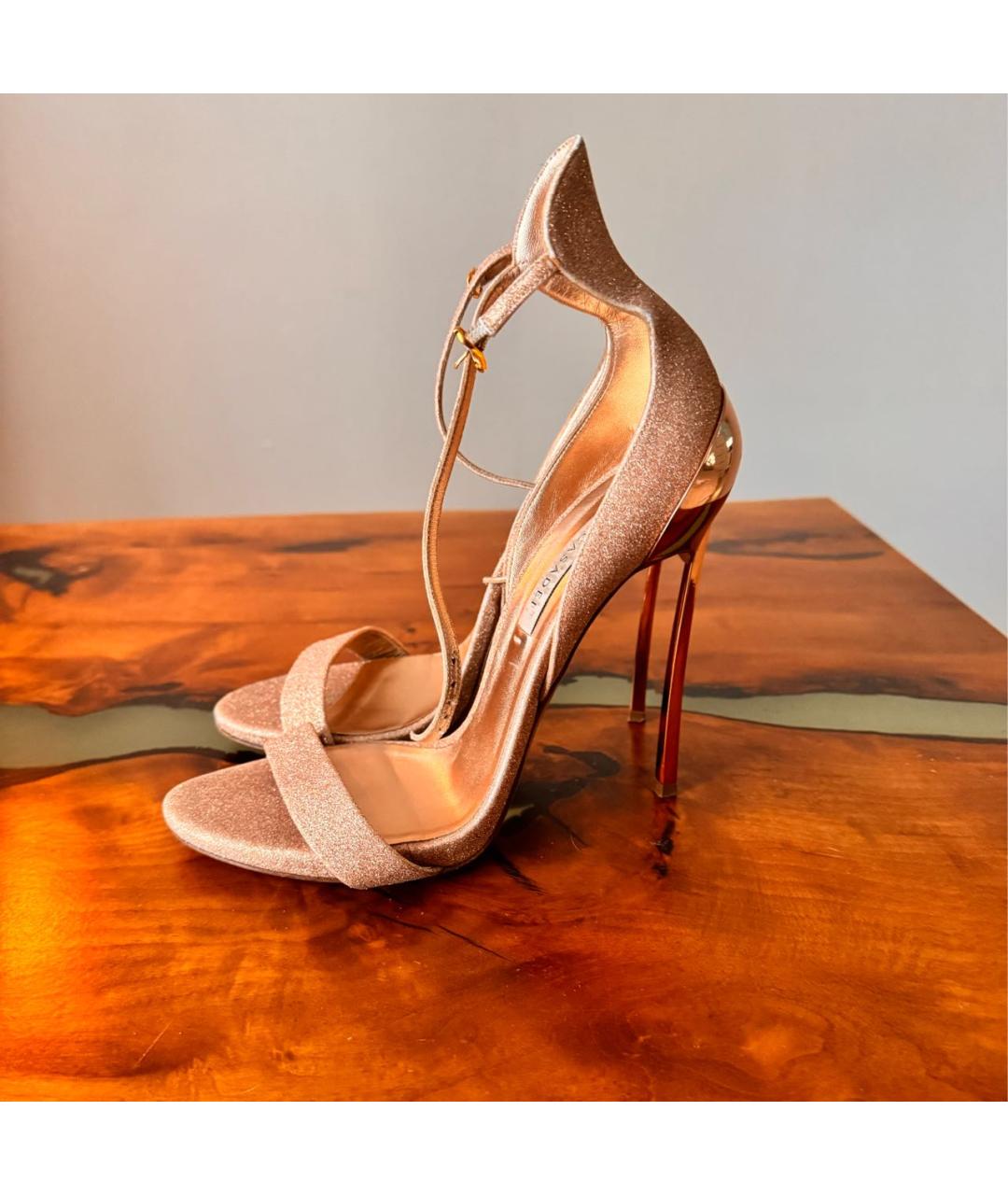 CASADEI Золотые кожаные босоножки, фото 6