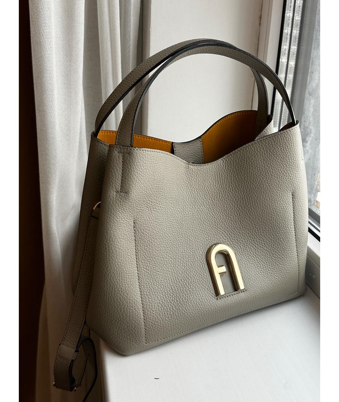 FURLA Серая кожаная сумка с короткими ручками, фото 2