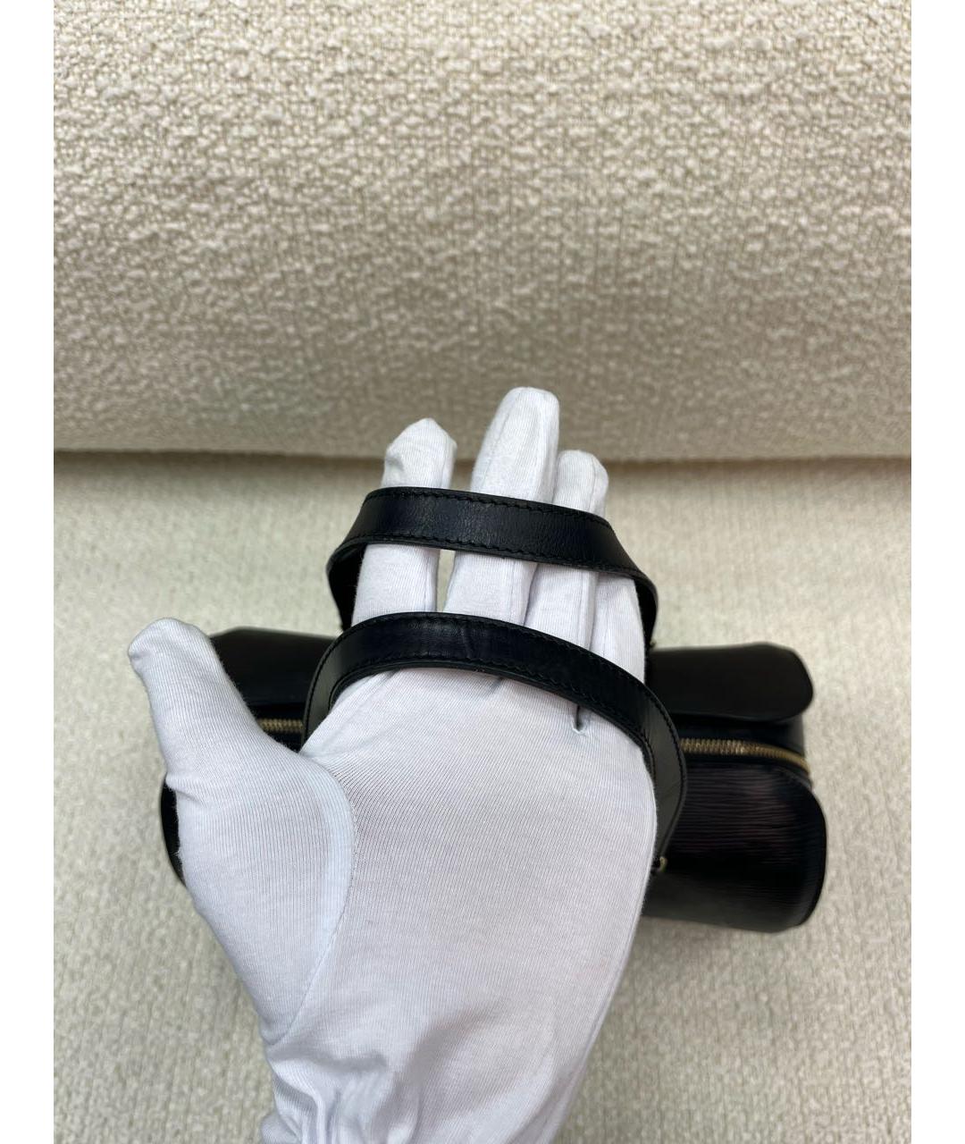 LOUIS VUITTON Черная кожаная сумка с короткими ручками, фото 8