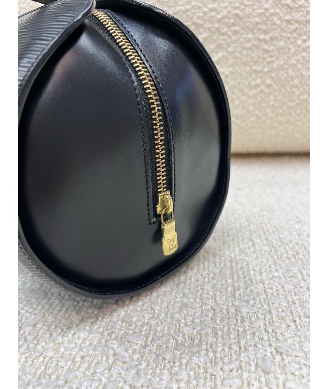 LOUIS VUITTON Черная кожаная сумка с короткими ручками, фото 5