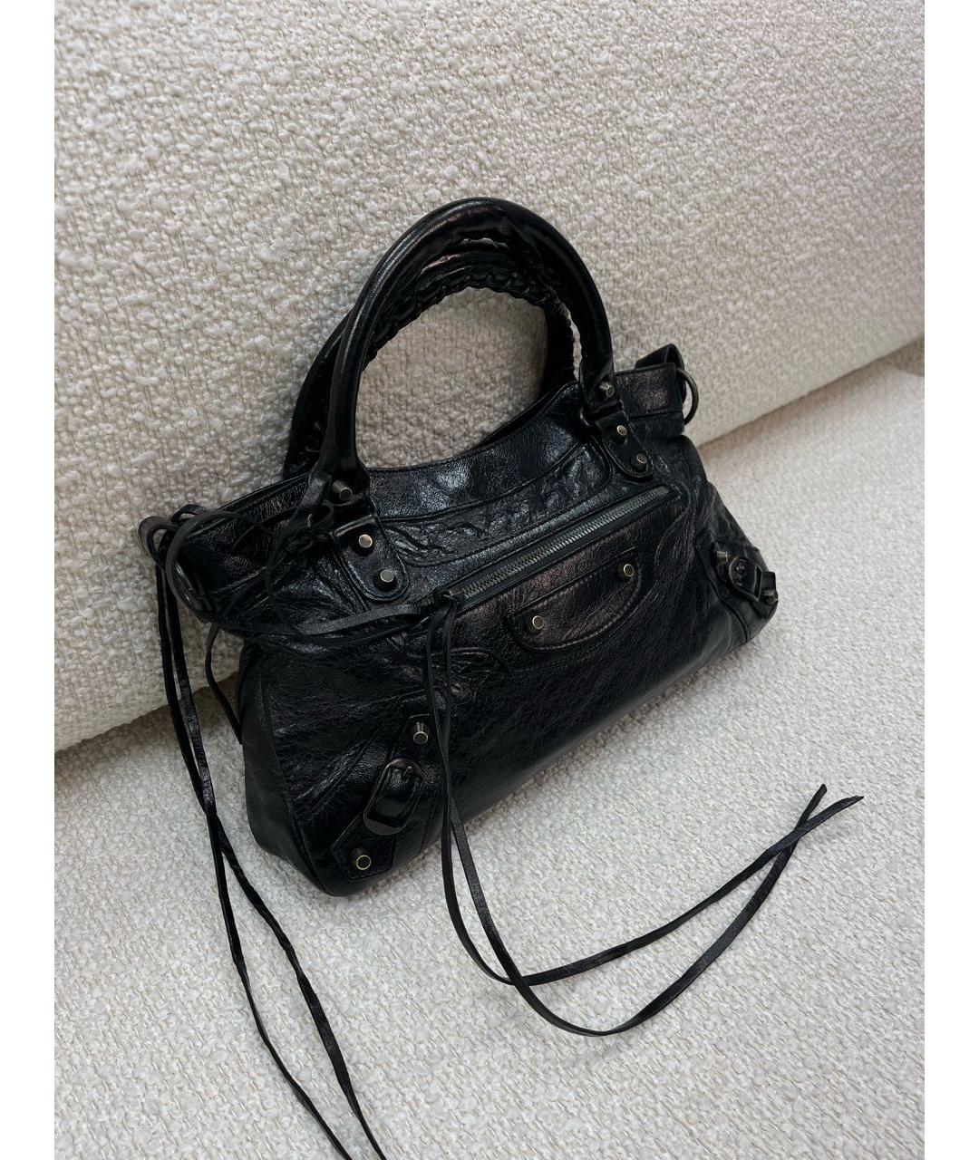 BALENCIAGA Черная сумка через плечо из лакированной кожи, фото 7