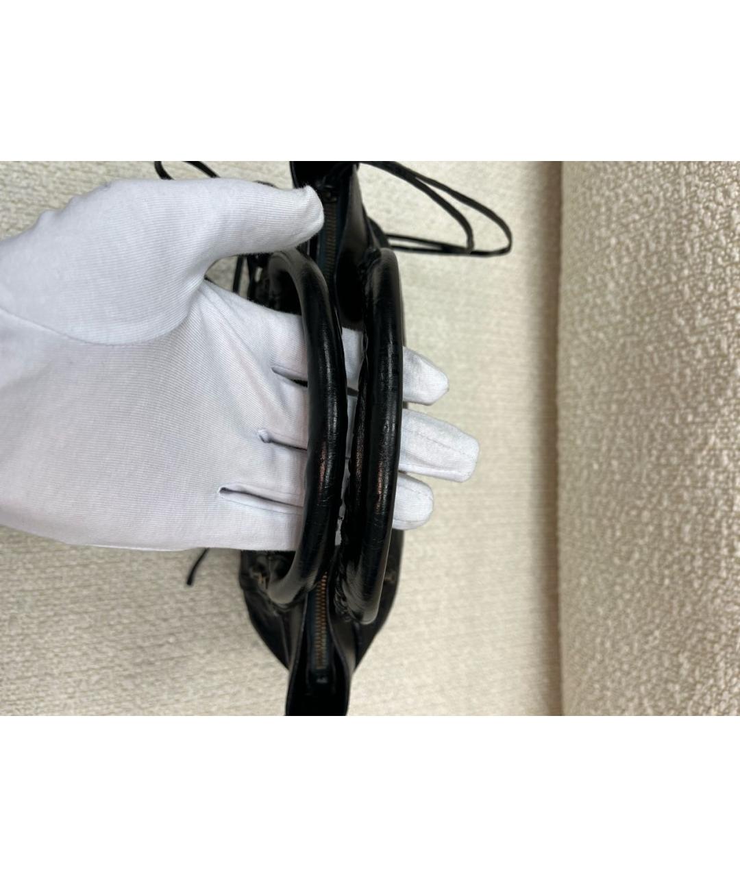 BALENCIAGA Черная сумка через плечо из лакированной кожи, фото 8