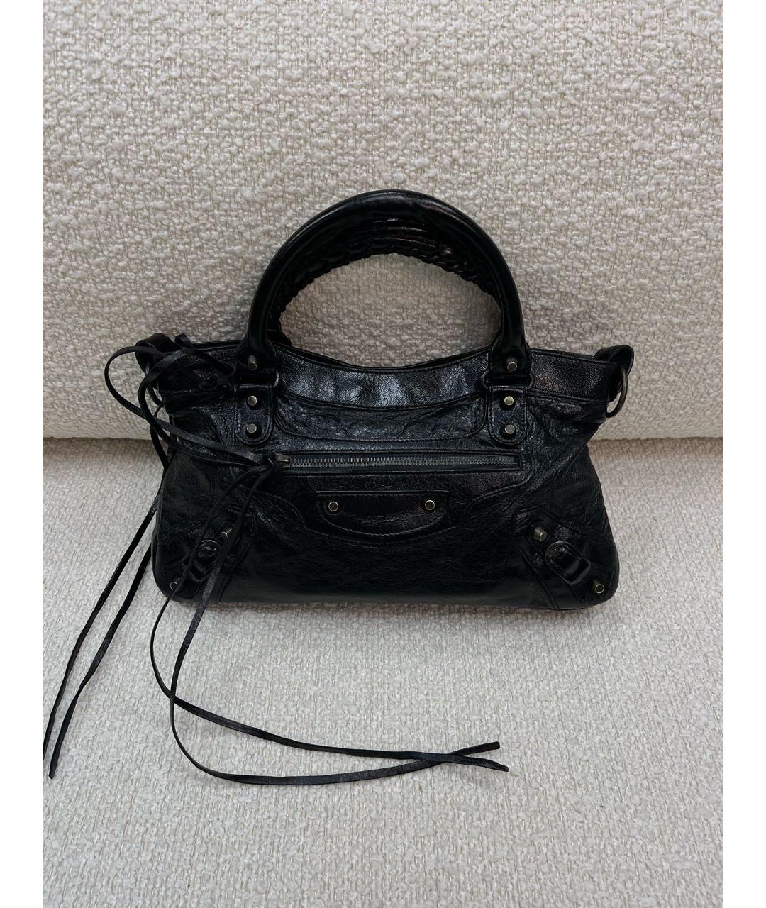 BALENCIAGA Черная сумка через плечо из лакированной кожи, фото 9